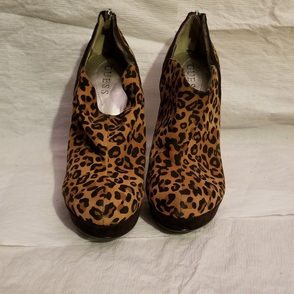 GUESS LEOPARD PRINT STILETTOS - Picture 6 of 6